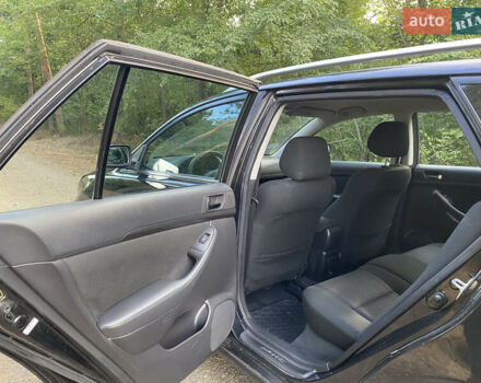 Черный Тойота Авенсис, объемом двигателя 2 л и пробегом 234 тыс. км за 6800 $, фото 10 на Automoto.ua