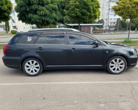 Черный Тойота Авенсис, объемом двигателя 2 л и пробегом 400 тыс. км за 5300 $, фото 4 на Automoto.ua