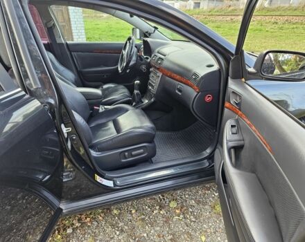 Черный Тойота Авенсис, объемом двигателя 2 л и пробегом 350 тыс. км за 2350 $, фото 8 на Automoto.ua