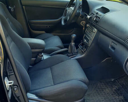 Черный Тойота Авенсис, объемом двигателя 2 л и пробегом 198 тыс. км за 5300 $, фото 8 на Automoto.ua