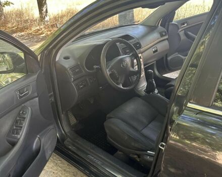 Черный Тойота Авенсис, объемом двигателя 2 л и пробегом 360 тыс. км за 2700 $, фото 6 на Automoto.ua