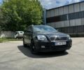 Черный Тойота Авенсис, объемом двигателя 2 л и пробегом 315 тыс. км за 5050 $, фото 1 на Automoto.ua