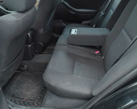 Черный Тойота Авенсис, объемом двигателя 2 л и пробегом 322 тыс. км за 3300 $, фото 4 на Automoto.ua