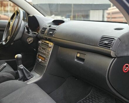 Черный Тойота Авенсис, объемом двигателя 2 л и пробегом 327 тыс. км за 2607 $, фото 19 на Automoto.ua