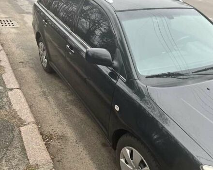 Черный Тойота Авенсис, объемом двигателя 2 л и пробегом 253 тыс. км за 5500 $, фото 3 на Automoto.ua