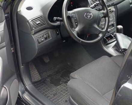 Черный Тойота Авенсис, объемом двигателя 1.8 л и пробегом 217 тыс. км за 6900 $, фото 6 на Automoto.ua