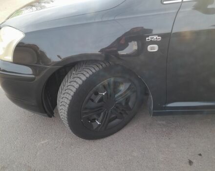Чорний Тойота Авенсіс, об'ємом двигуна 2 л та пробігом 320 тис. км за 2650 $, фото 6 на Automoto.ua