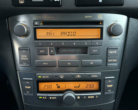 Черный Тойота Авенсис, объемом двигателя 1.8 л и пробегом 160 тыс. км за 6900 $, фото 40 на Automoto.ua