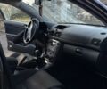 Черный Тойота Авенсис, объемом двигателя 2 л и пробегом 305 тыс. км за 5500 $, фото 1 на Automoto.ua