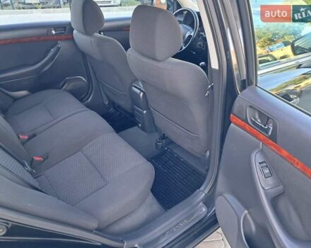 Чорний Тойота Авенсіс, об'ємом двигуна 2 л та пробігом 218 тис. км за 6500 $, фото 44 на Automoto.ua