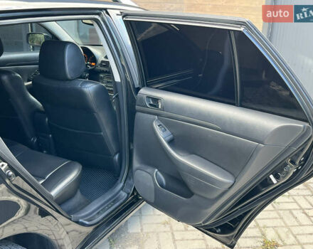 Чорний Тойота Авенсіс, об'ємом двигуна 2.4 л та пробігом 345 тис. км за 5900 $, фото 46 на Automoto.ua