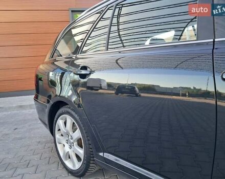 Чорний Тойота Авенсіс, об'ємом двигуна 2 л та пробігом 218 тис. км за 6500 $, фото 38 на Automoto.ua