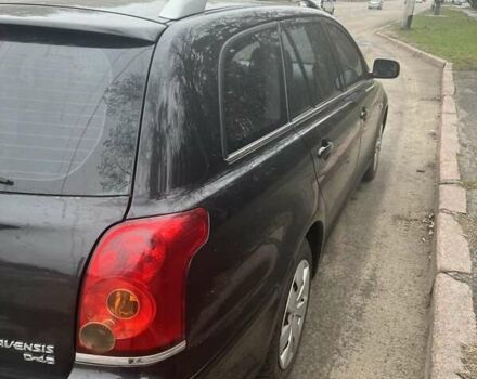 Черный Тойота Авенсис, объемом двигателя 2 л и пробегом 253 тыс. км за 5500 $, фото 5 на Automoto.ua