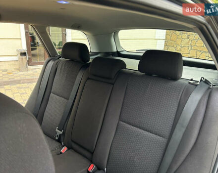 Черный Тойота Авенсис, объемом двигателя 2 л и пробегом 214 тыс. км за 5950 $, фото 23 на Automoto.ua