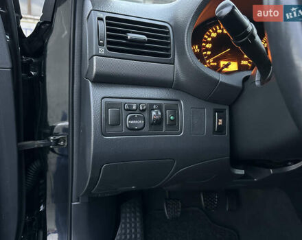 Черный Тойота Авенсис, объемом двигателя 1.8 л и пробегом 160 тыс. км за 6900 $, фото 37 на Automoto.ua