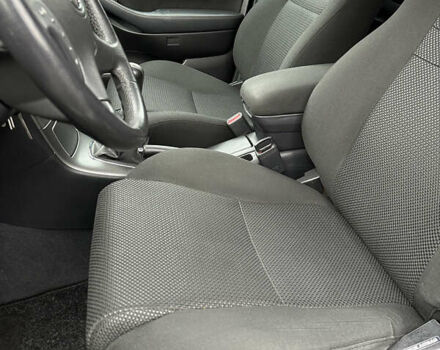 Черный Тойота Авенсис, объемом двигателя 1.8 л и пробегом 160 тыс. км за 6750 $, фото 20 на Automoto.ua