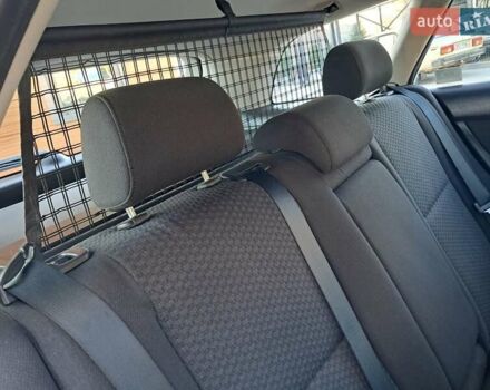 Чорний Тойота Авенсіс, об'ємом двигуна 2 л та пробігом 218 тис. км за 6500 $, фото 52 на Automoto.ua