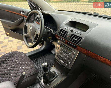 Черный Тойота Авенсис, объемом двигателя 2 л и пробегом 214 тыс. км за 5950 $, фото 34 на Automoto.ua