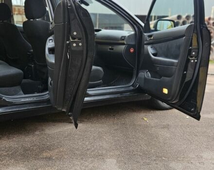 Черный Тойота Авенсис, объемом двигателя 2 л и пробегом 327 тыс. км за 2607 $, фото 16 на Automoto.ua
