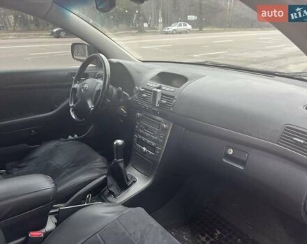 Черный Тойота Авенсис, объемом двигателя 2 л и пробегом 253 тыс. км за 5500 $, фото 10 на Automoto.ua