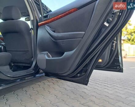 Чорний Тойота Авенсіс, об'ємом двигуна 2 л та пробігом 218 тис. км за 6500 $, фото 41 на Automoto.ua