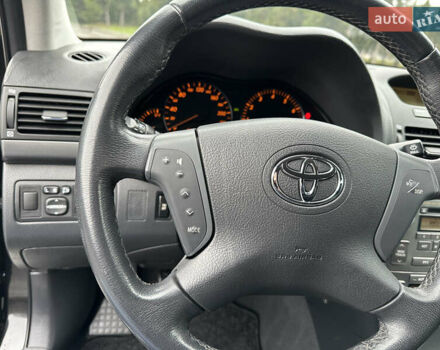 Черный Тойота Авенсис, объемом двигателя 1.8 л и пробегом 160 тыс. км за 6750 $, фото 31 на Automoto.ua