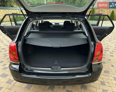 Черный Тойота Авенсис, объемом двигателя 2 л и пробегом 214 тыс. км за 5950 $, фото 76 на Automoto.ua