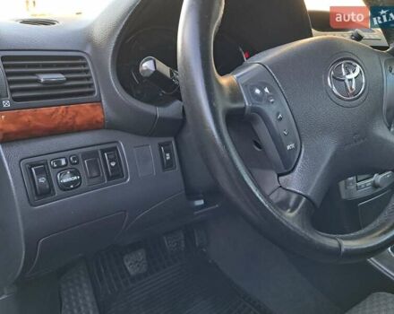 Чорний Тойота Авенсіс, об'ємом двигуна 2 л та пробігом 218 тис. км за 6500 $, фото 60 на Automoto.ua