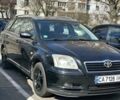 Черный Тойота Авенсис, объемом двигателя 2 л и пробегом 260 тыс. км за 5800 $, фото 1 на Automoto.ua