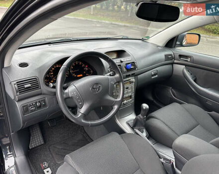 Черный Тойота Авенсис, объемом двигателя 1.8 л и пробегом 160 тыс. км за 6750 $, фото 21 на Automoto.ua