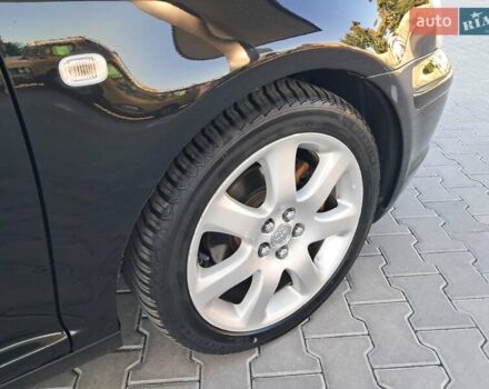 Чорний Тойота Авенсіс, об'ємом двигуна 2 л та пробігом 218 тис. км за 6500 $, фото 32 на Automoto.ua