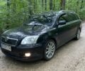 Черный Тойота Авенсис, объемом двигателя 2 л и пробегом 320 тыс. км за 4400 $, фото 1 на Automoto.ua