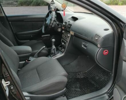 Черный Тойота Авенсис, объемом двигателя 0 л и пробегом 340 тыс. км за 6000 $, фото 5 на Automoto.ua