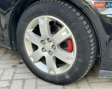 Чорний Тойота Авенсіс, об'ємом двигуна 2.4 л та пробігом 345 тис. км за 5900 $, фото 8 на Automoto.ua
