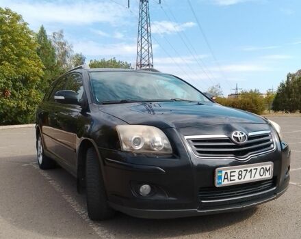 Чорний Тойота Авенсіс, об'ємом двигуна 2 л та пробігом 250 тис. км за 5600 $, фото 1 на Automoto.ua