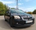 Чорний Тойота Авенсіс, об'ємом двигуна 2 л та пробігом 250 тис. км за 5600 $, фото 1 на Automoto.ua