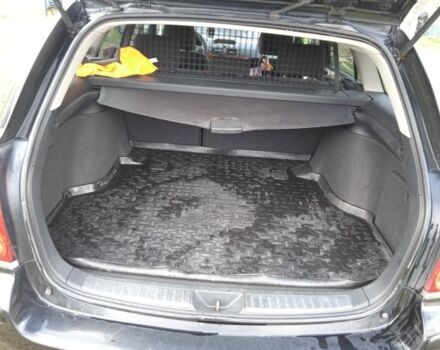 Чорний Тойота Авенсіс, об'ємом двигуна 2.2 л та пробігом 323 тис. км за 5500 $, фото 13 на Automoto.ua