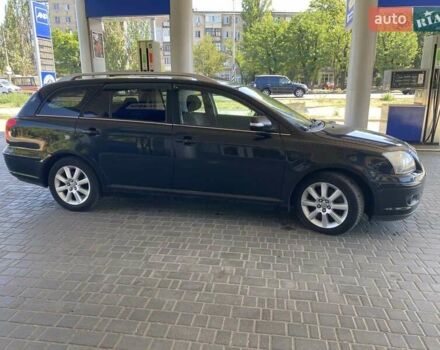 Черный Тойота Авенсис, объемом двигателя 2 л и пробегом 309 тыс. км за 7100 $, фото 5 на Automoto.ua