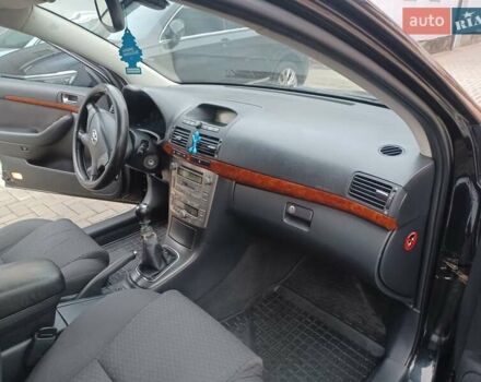 Чорний Тойота Авенсіс, об'ємом двигуна 2.23 л та пробігом 300 тис. км за 5900 $, фото 18 на Automoto.ua