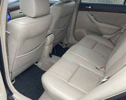 Черный Тойота Авенсис, объемом двигателя 2.2 л и пробегом 276 тыс. км за 8200 $, фото 6 на Automoto.ua