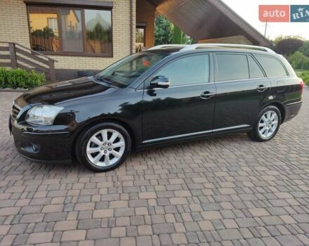 Черный Тойота Авенсис, объемом двигателя 1.8 л и пробегом 225 тыс. км за 7850 $, фото 3 на Automoto.ua