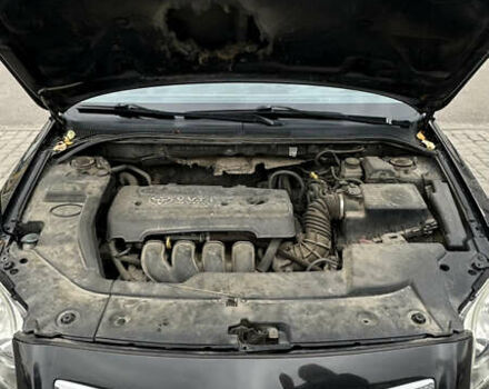 Черный Тойота Авенсис, объемом двигателя 1.79 л и пробегом 303 тыс. км за 5500 $, фото 18 на Automoto.ua