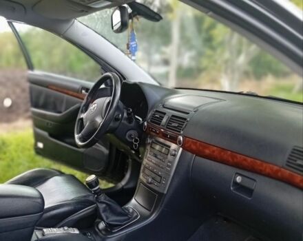 Чорний Тойота Авенсіс, об'ємом двигуна 2.2 л та пробігом 340 тис. км за 3600 $, фото 5 на Automoto.ua