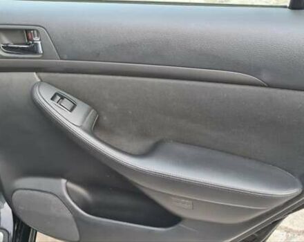 Чорний Тойота Авенсіс, об'ємом двигуна 1.8 л та пробігом 208 тис. км за 6300 $, фото 25 на Automoto.ua