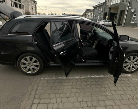 Черный Тойота Авенсис, объемом двигателя 1.79 л и пробегом 303 тыс. км за 5500 $, фото 2 на Automoto.ua