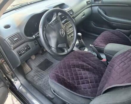 Чорний Тойота Авенсіс, об'ємом двигуна 1.8 л та пробігом 208 тис. км за 6300 $, фото 7 на Automoto.ua