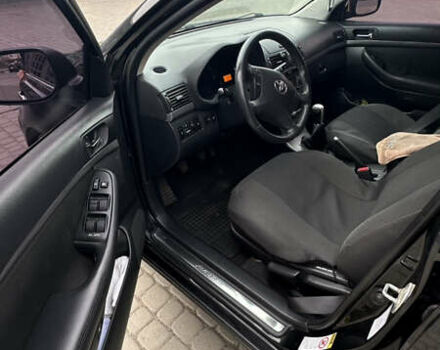 Черный Тойота Авенсис, объемом двигателя 1.79 л и пробегом 303 тыс. км за 5500 $, фото 9 на Automoto.ua