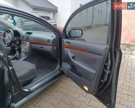 Чорний Тойота Авенсіс, об'ємом двигуна 2.23 л та пробігом 300 тис. км за 5900 $, фото 17 на Automoto.ua