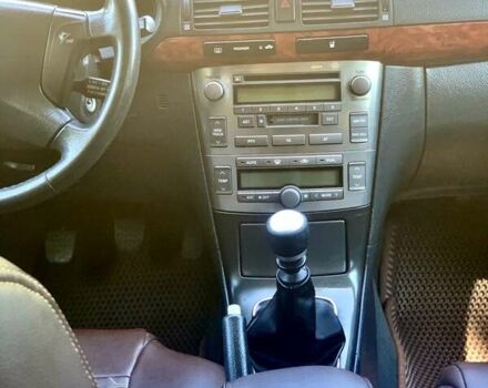 Черный Тойота Авенсис, объемом двигателя 2.2 л и пробегом 228 тыс. км за 5700 $, фото 18 на Automoto.ua