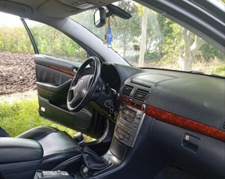 Чорний Тойота Авенсіс, об'ємом двигуна 2.2 л та пробігом 340 тис. км за 3600 $, фото 3 на Automoto.ua